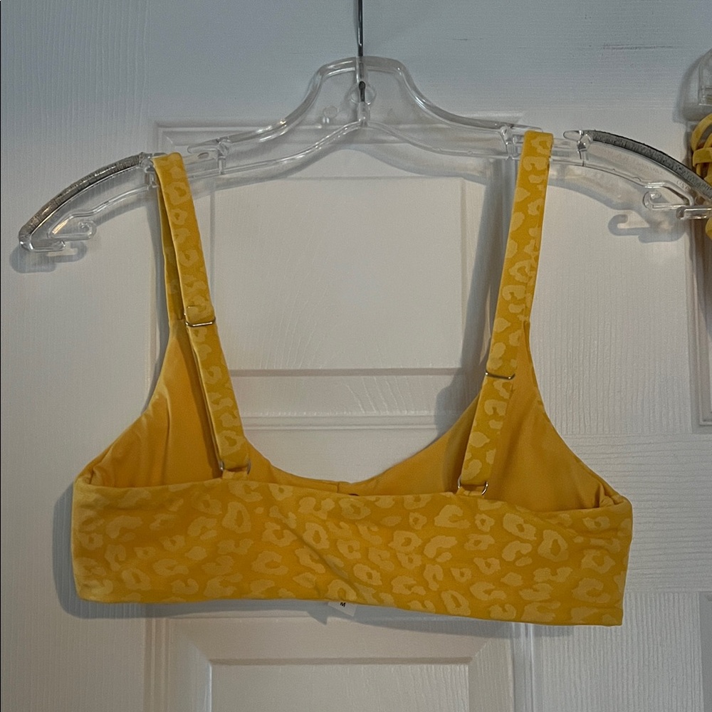 NWOT - still has liner on -Yellow Leopard Print Bikini Set - Picture 6 of 7